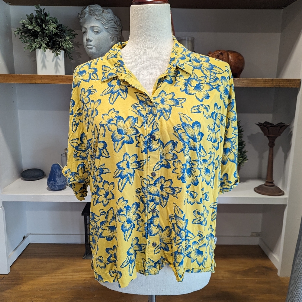 Vans Floral Loose Fit Button Up Short Sleeve Floral Hawaiian Shirt Size Medium